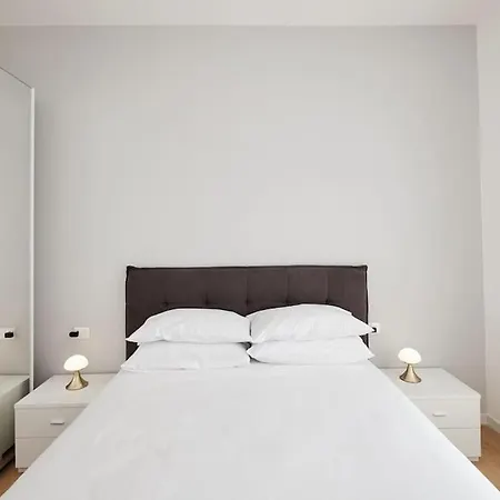Apartamento 20 Minuti Vaticano - Nido Shopping Folkoristico By Hôtea *